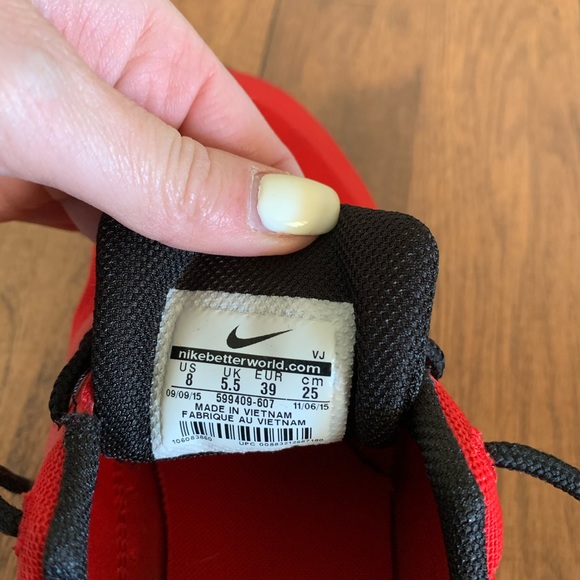 Nike Thea - Picture 4 of 4